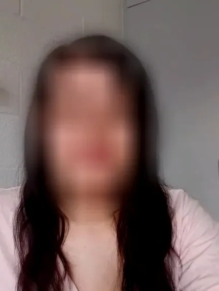 Aleksandra, 33