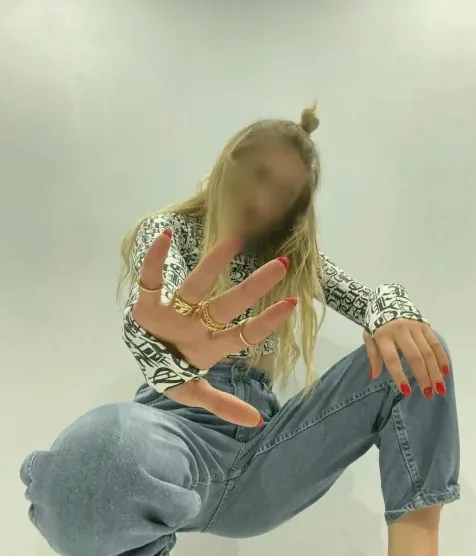 Milica, 35