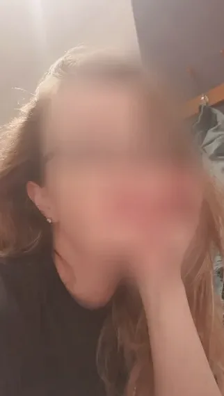 Paula, 36