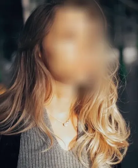 Sophie, 40