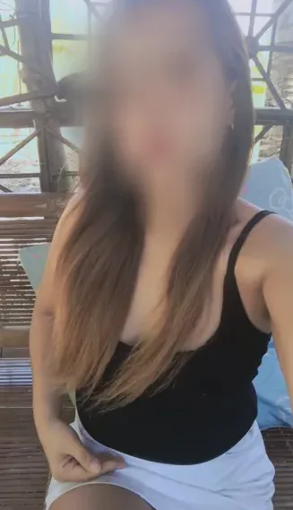 Verena, 32